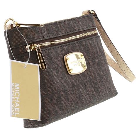 jet set travel michael kors wristlet|michael kors large travel tote.